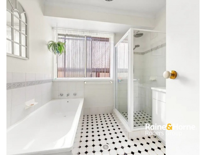 6 Storm Crescent, Blue Haven NSW 2262