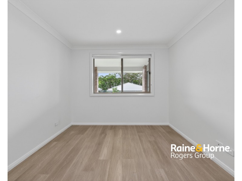 18A Turnock Drive, Cameron Park NSW 2285