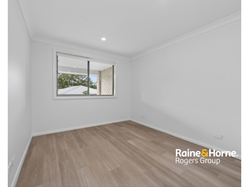 18B Turnock Drive, Cameron Park NSW 2285