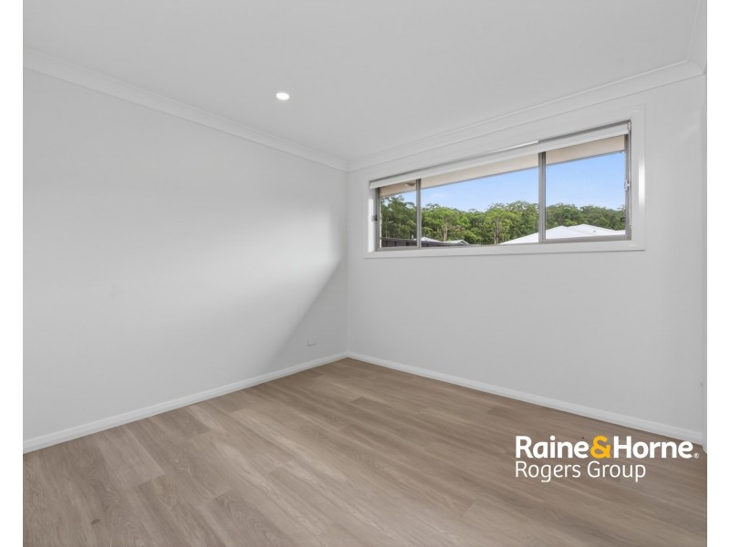 18B Turnock Drive, Cameron Park NSW 2285