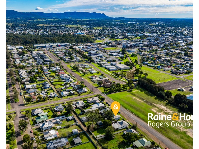 43 Edgeworth Street, Cessnock NSW 2325