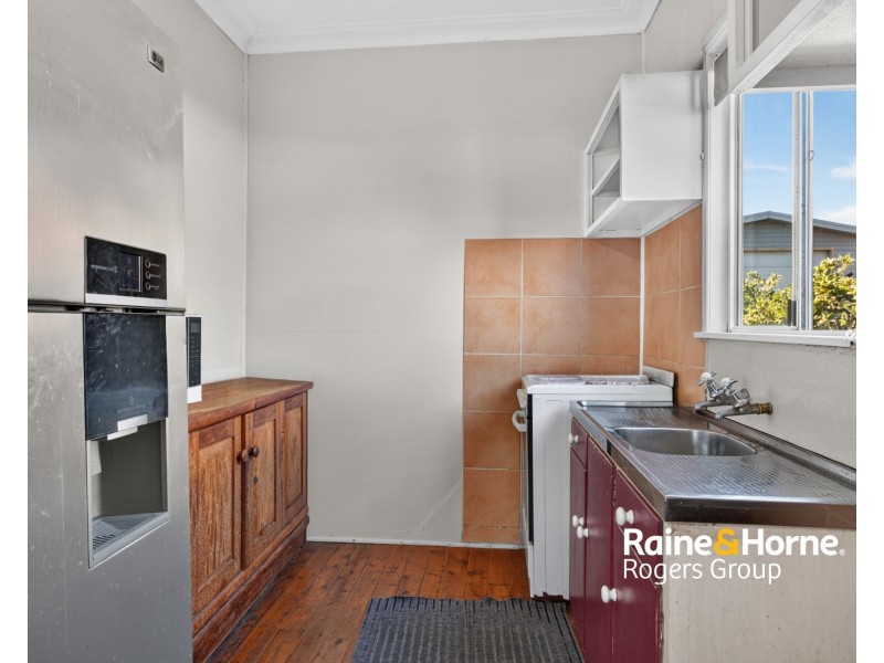 51 Lauren Avenue, Lake Munmorah NSW 2259