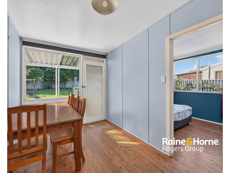 51 Lauren Avenue, Lake Munmorah NSW 2259