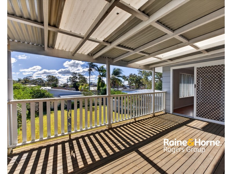 14 Fourth Avenue, Toukley NSW 2263