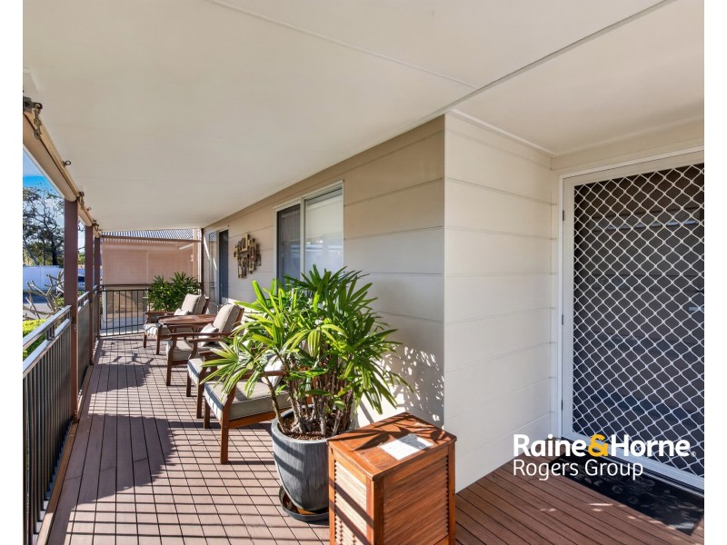 414/25 Mulloway Road, Chain Valley Bay NSW 2259