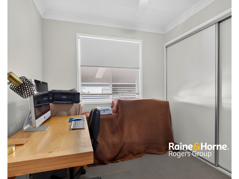 414/25 Mulloway Road, Chain Valley Bay NSW 2259