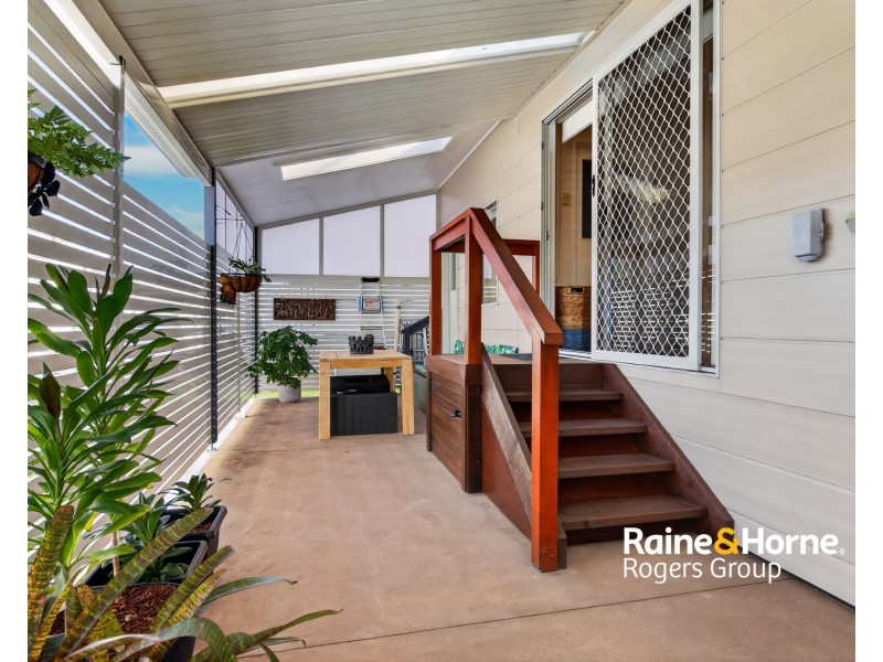 414/25 Mulloway Road, Chain Valley Bay NSW 2259