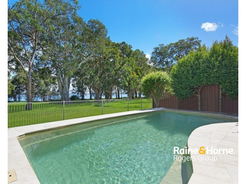 26 Leonard Avenue, Toukley NSW 2263