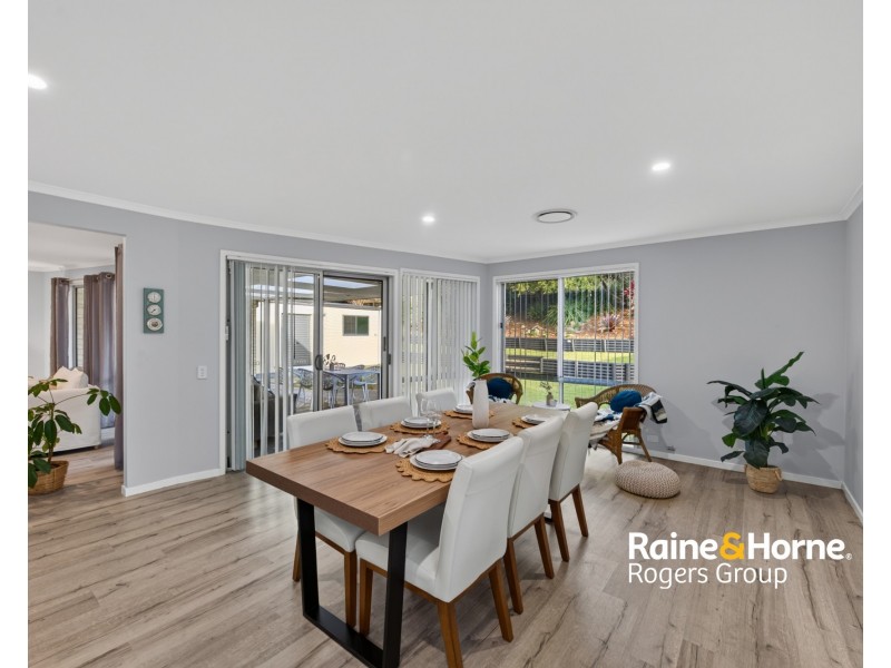 4 Spinnaker Place, Lake Munmorah NSW 2259