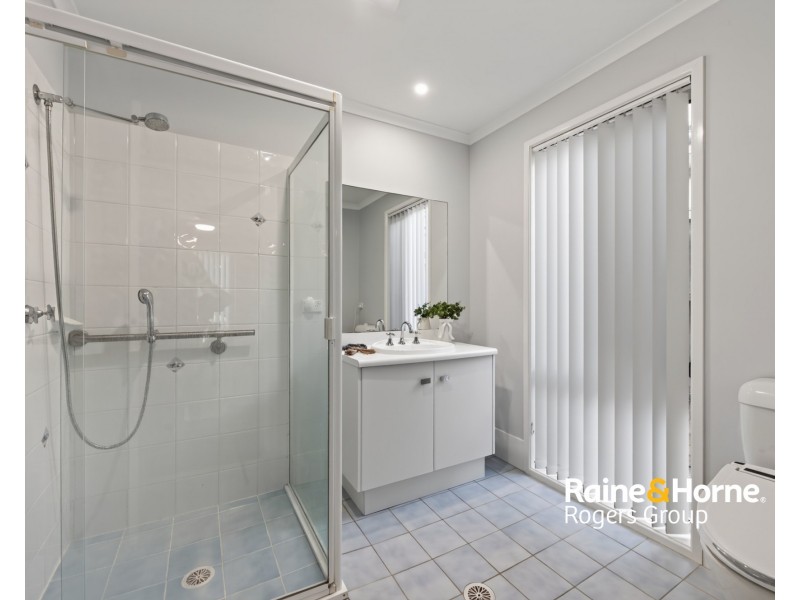 4 Spinnaker Place, Lake Munmorah NSW 2259