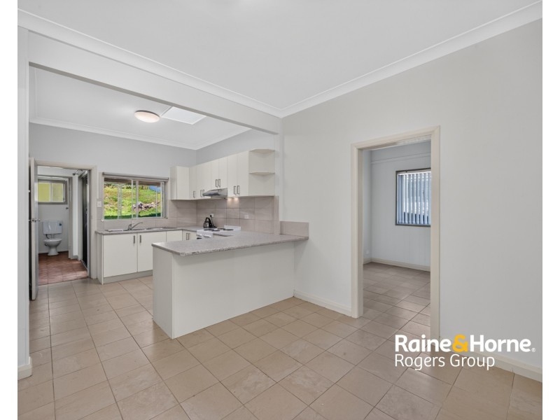 30 Scenic Drive, Budgewoi NSW 2262