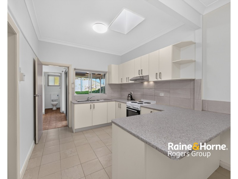 30 Scenic Drive, Budgewoi NSW 2262