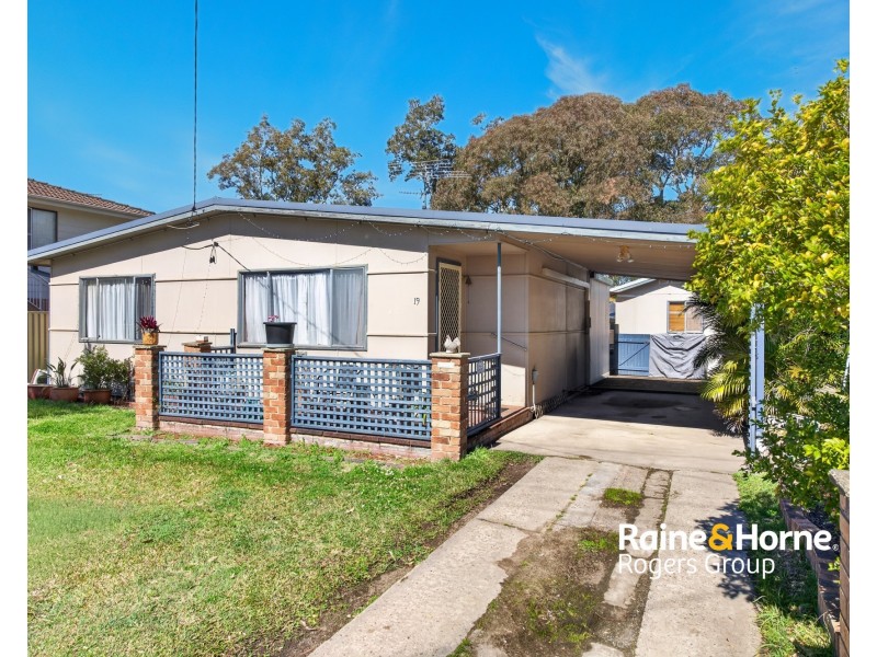 19 Second Avenue, Toukley NSW 2263