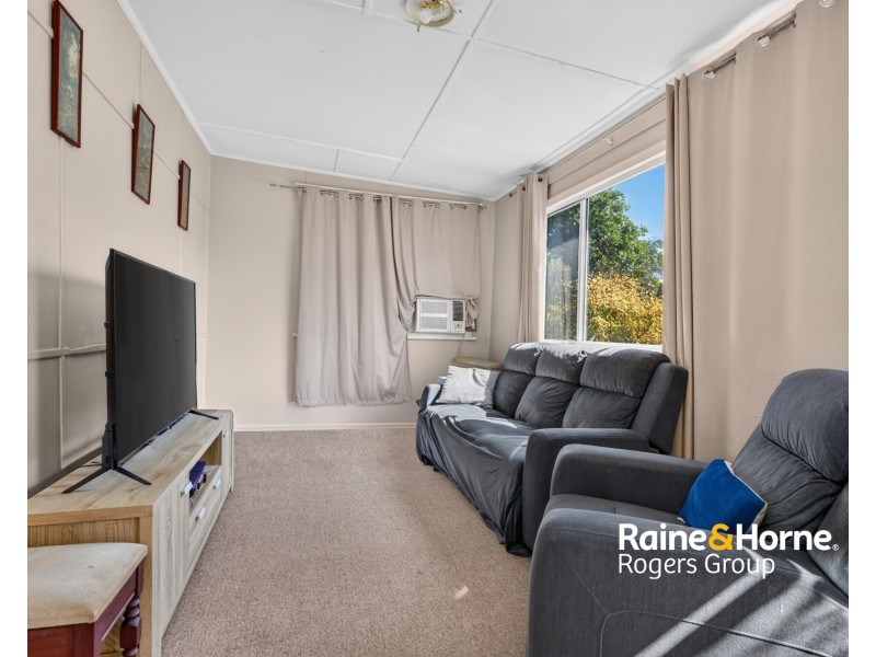 145 Budgewoi Road, Budgewoi NSW 2262
