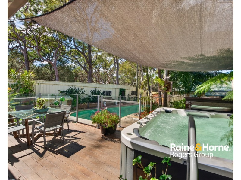 21 Koradji Avenue, Lake Munmorah NSW 2259