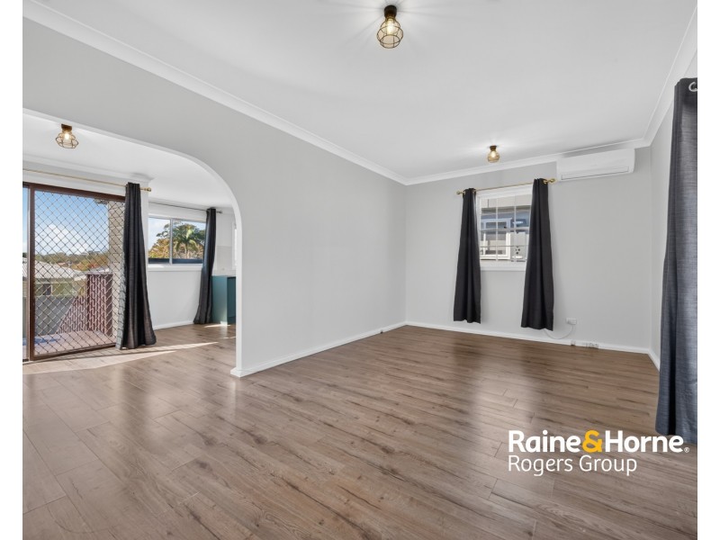 1 Woodlawn Drive, Budgewoi NSW 2262
