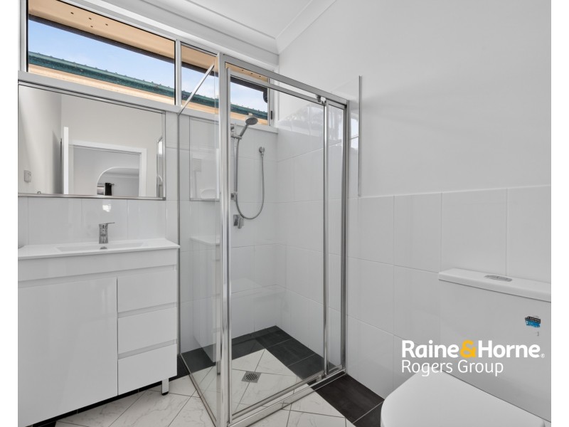 1 Woodlawn Drive, Budgewoi NSW 2262