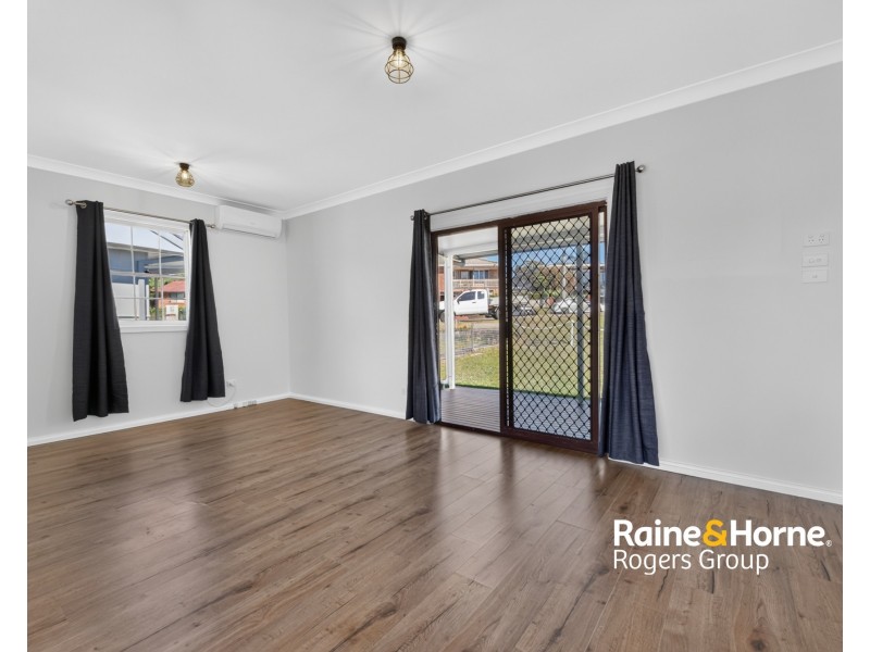 1 Woodlawn Drive, Budgewoi NSW 2262