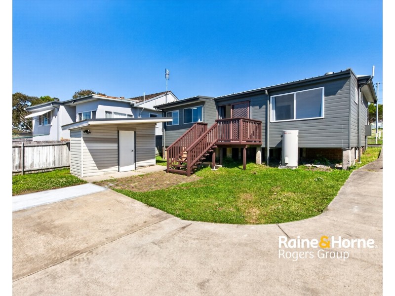 1 Woodlawn Drive, Budgewoi NSW 2262