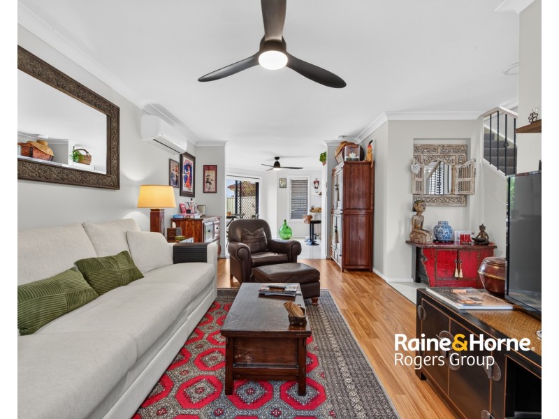 1/10 Harry Close, Blue Haven NSW 2262