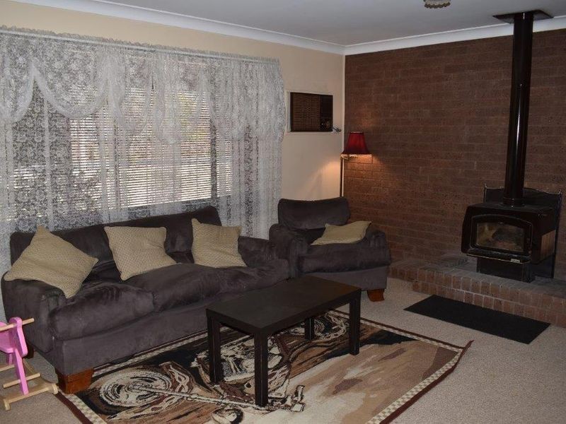 62 Montefiores Street, Wellington NSW 2820