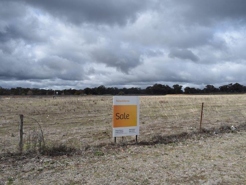 1 Copeland Street Stuart Town Via, Wellington NSW 2820