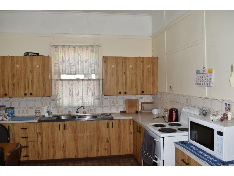 7 Montefiores Street, Wellington NSW 2820