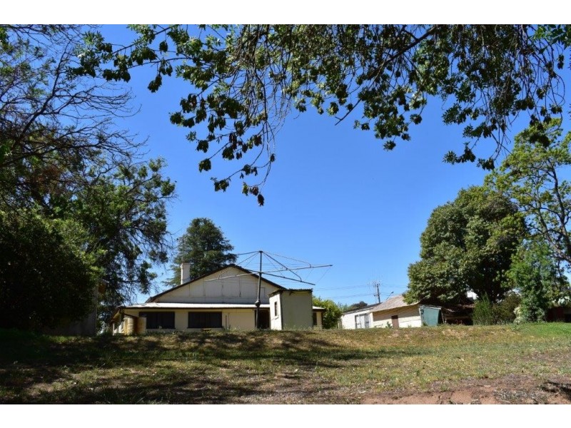 7 Montefiores Street, Wellington NSW 2820