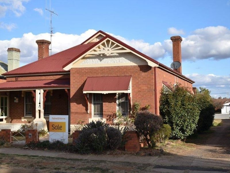 49 Warne Street, Wellington NSW 2820