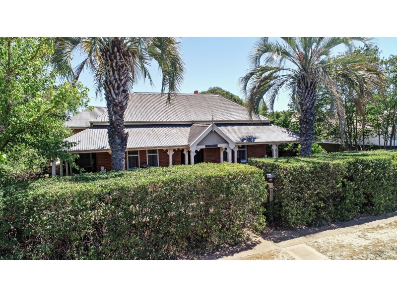 110 Warne Street, Wellington NSW 2820