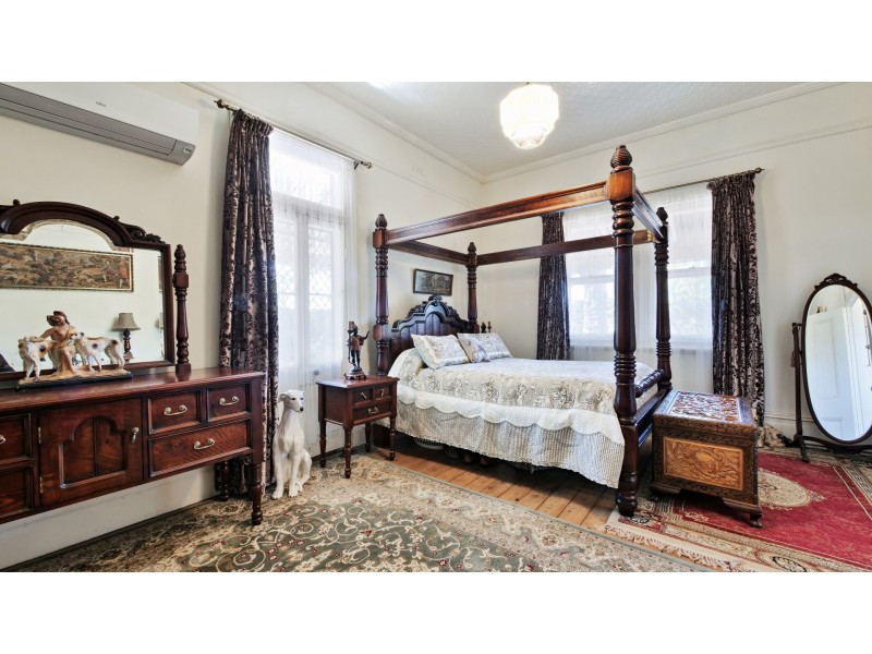 110 Warne Street, Wellington NSW 2820