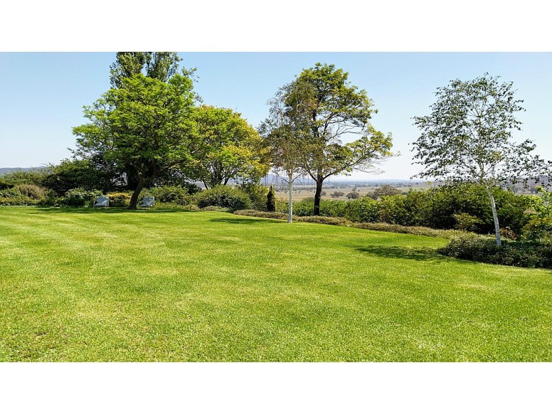 8757 Burrendong Way, Wellington NSW 2820