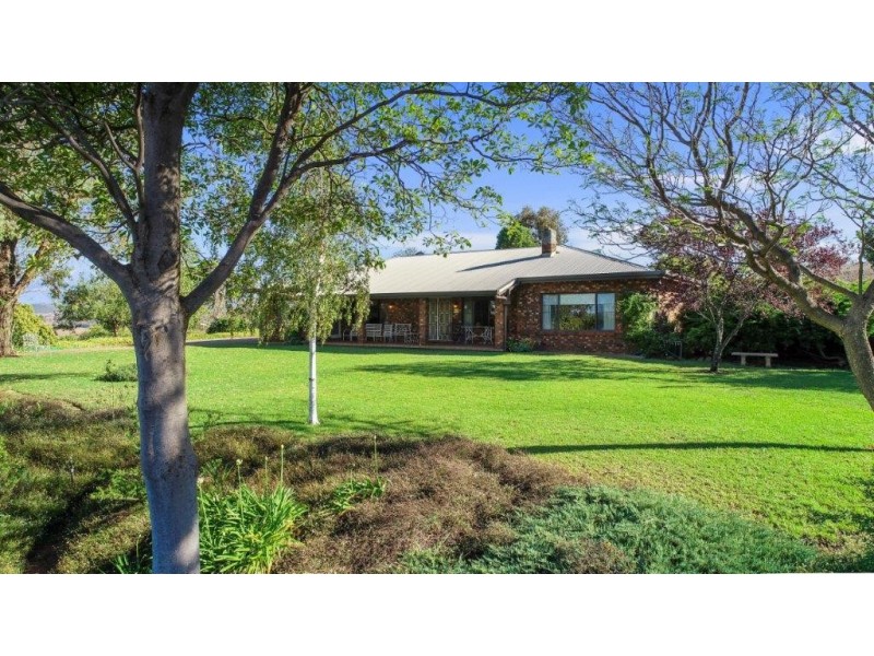 8757 Burrendong Way, Wellington NSW 2820