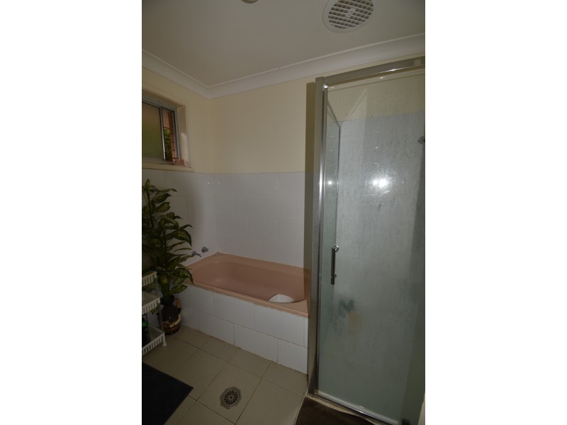 2 & 4 Simpson Lane, Wellington NSW 2820