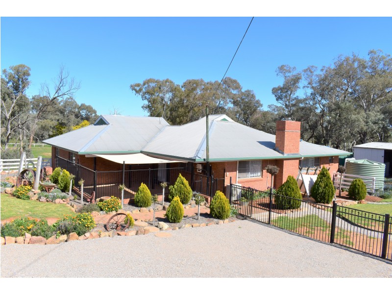 5-9 Bell Street, Yeoval NSW 2868