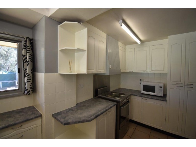 5-9 Bell Street Yeoval via, Wellington NSW 2820