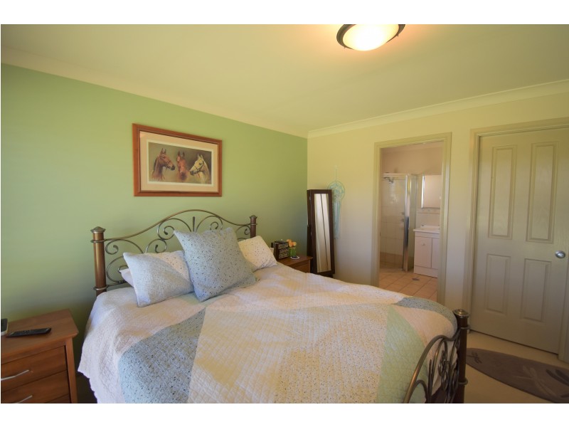 2 Casuarina Close, Wellington NSW 2820