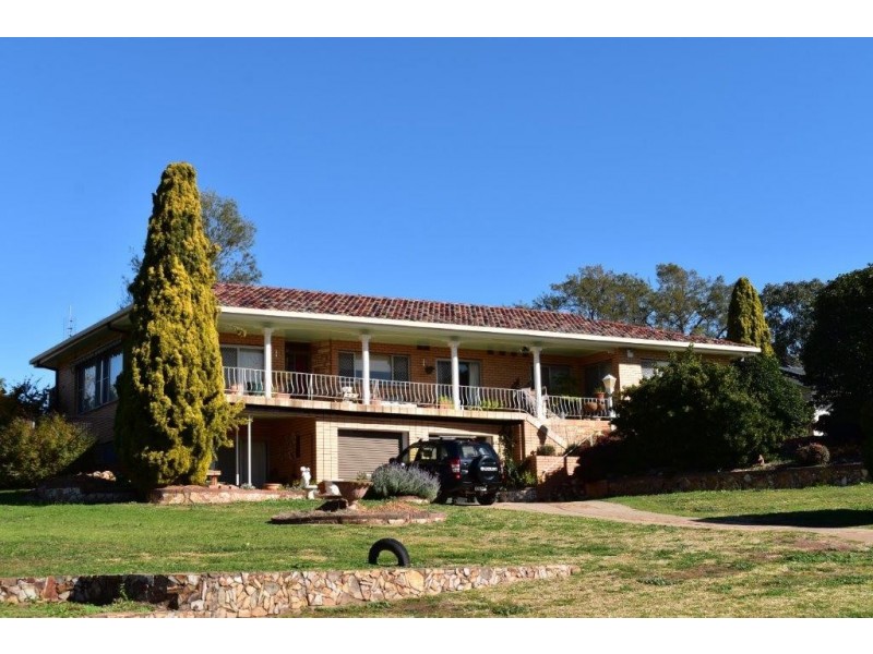 11 Riverview Avenue, Wellington NSW 2820