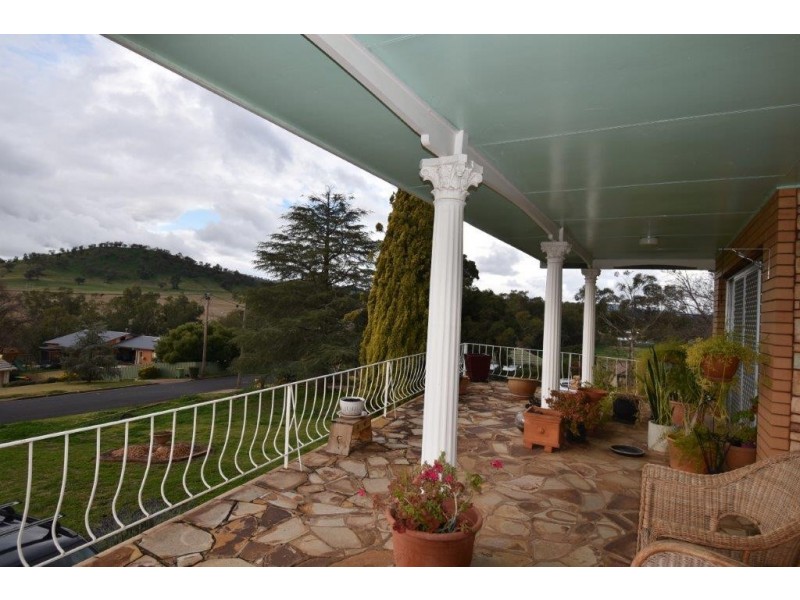 11 Riverview Avenue, Wellington NSW 2820