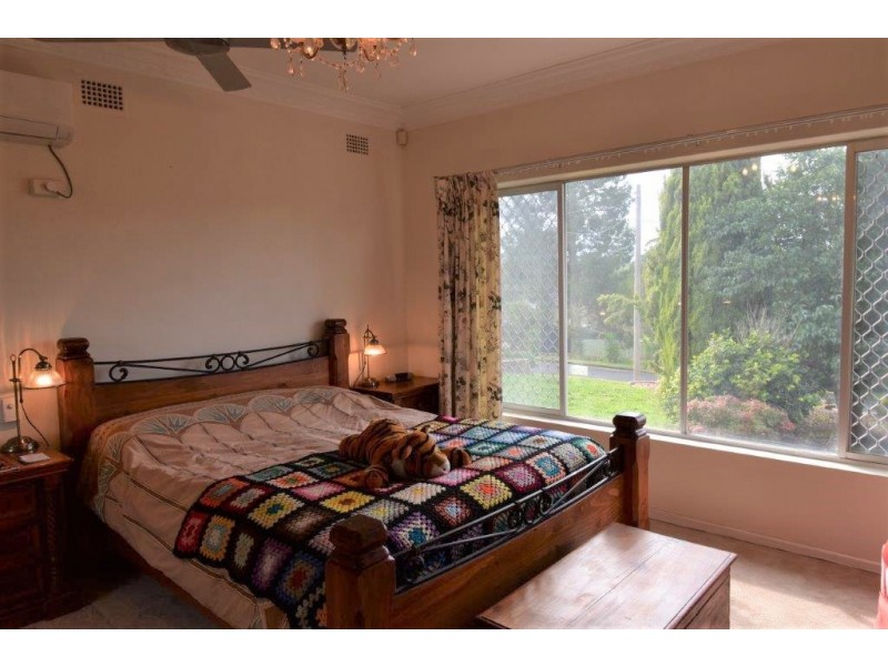 11 Riverview Avenue, Wellington NSW 2820