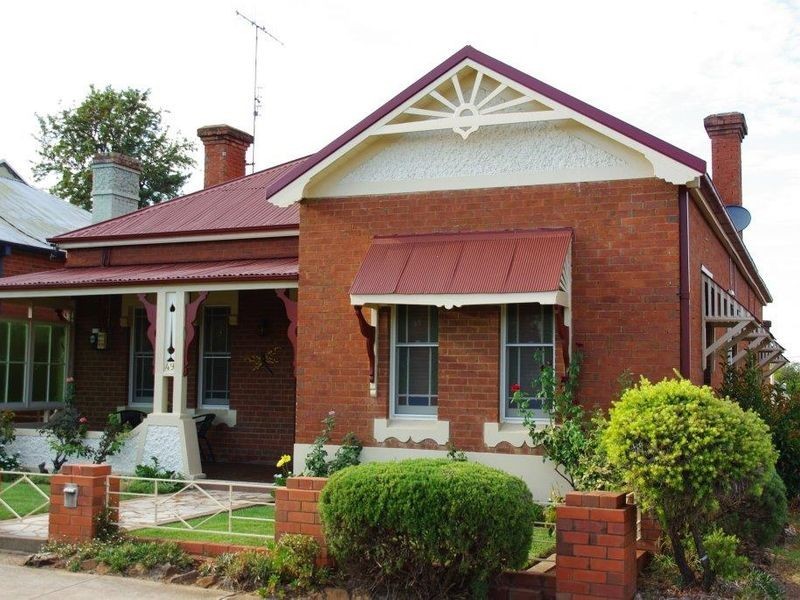 49 Warne Street, Wellington NSW 2820