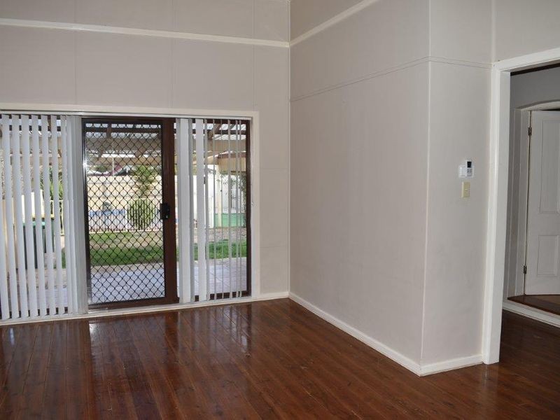 49 Warne Street, Wellington NSW 2820