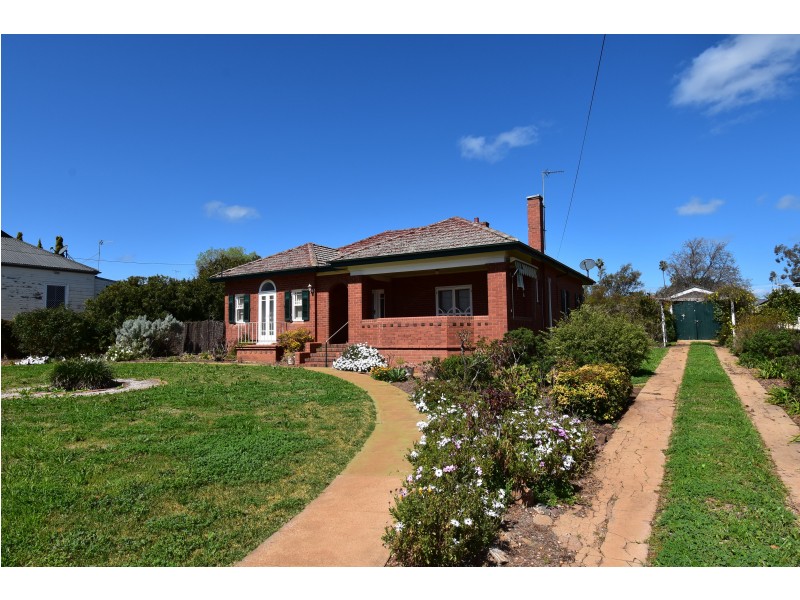 103 Gisborne Street, Wellington NSW 2820
