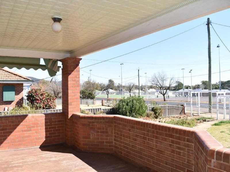 103 Gisborne Street, Wellington NSW 2820
