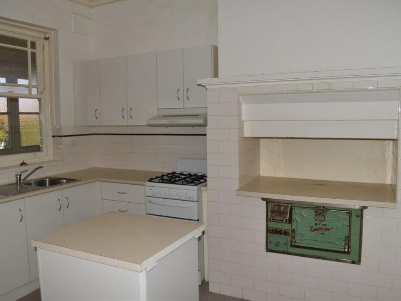 103 Gisborne Street, Wellington NSW 2820