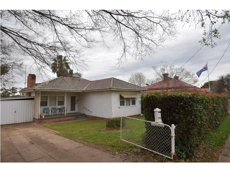 136 Warne Street, Wellington NSW 2820