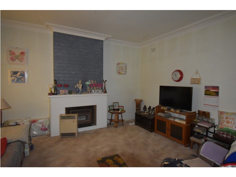 136 Warne Street, Wellington NSW 2820