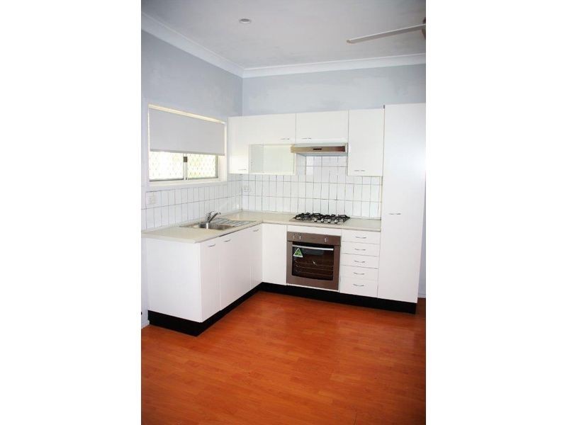 9 Dibbs Street, Wellington NSW 2820