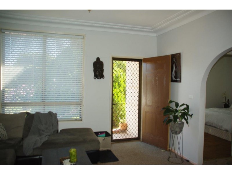 5 Glasson Street, Wellington NSW 2820
