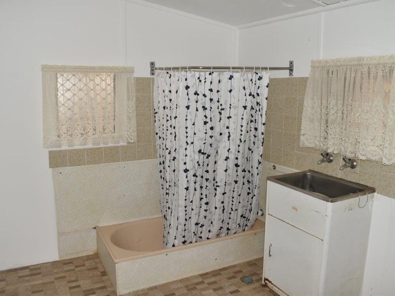 105 Pierce Street, Wellington NSW 2820